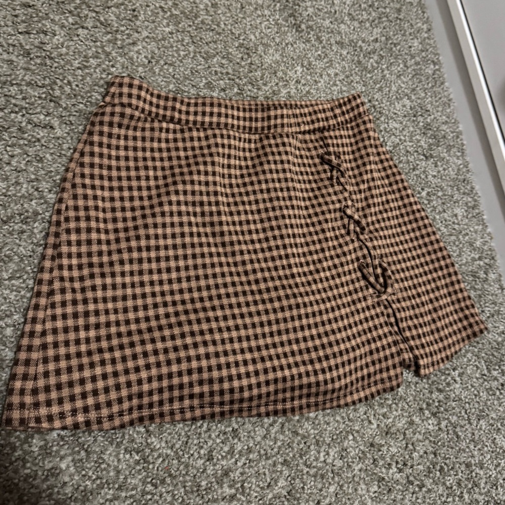 URBAN Romantics Tan Checkered Mini Skirt